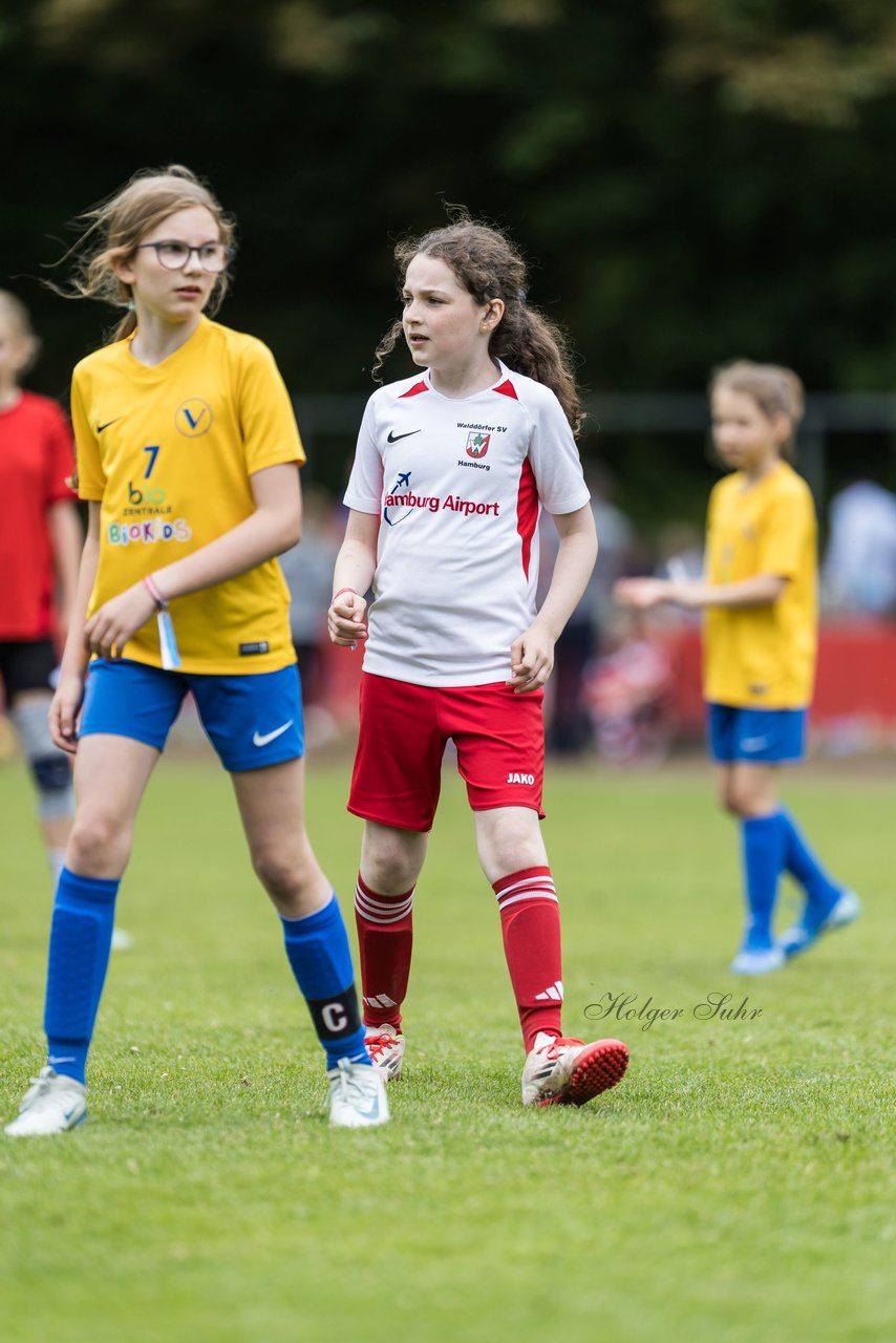 Bild 497 - Loewinnen Cup